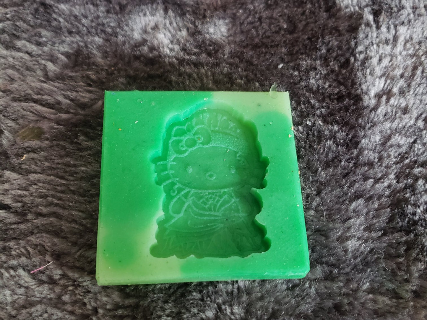 Hello kitty tiana mold