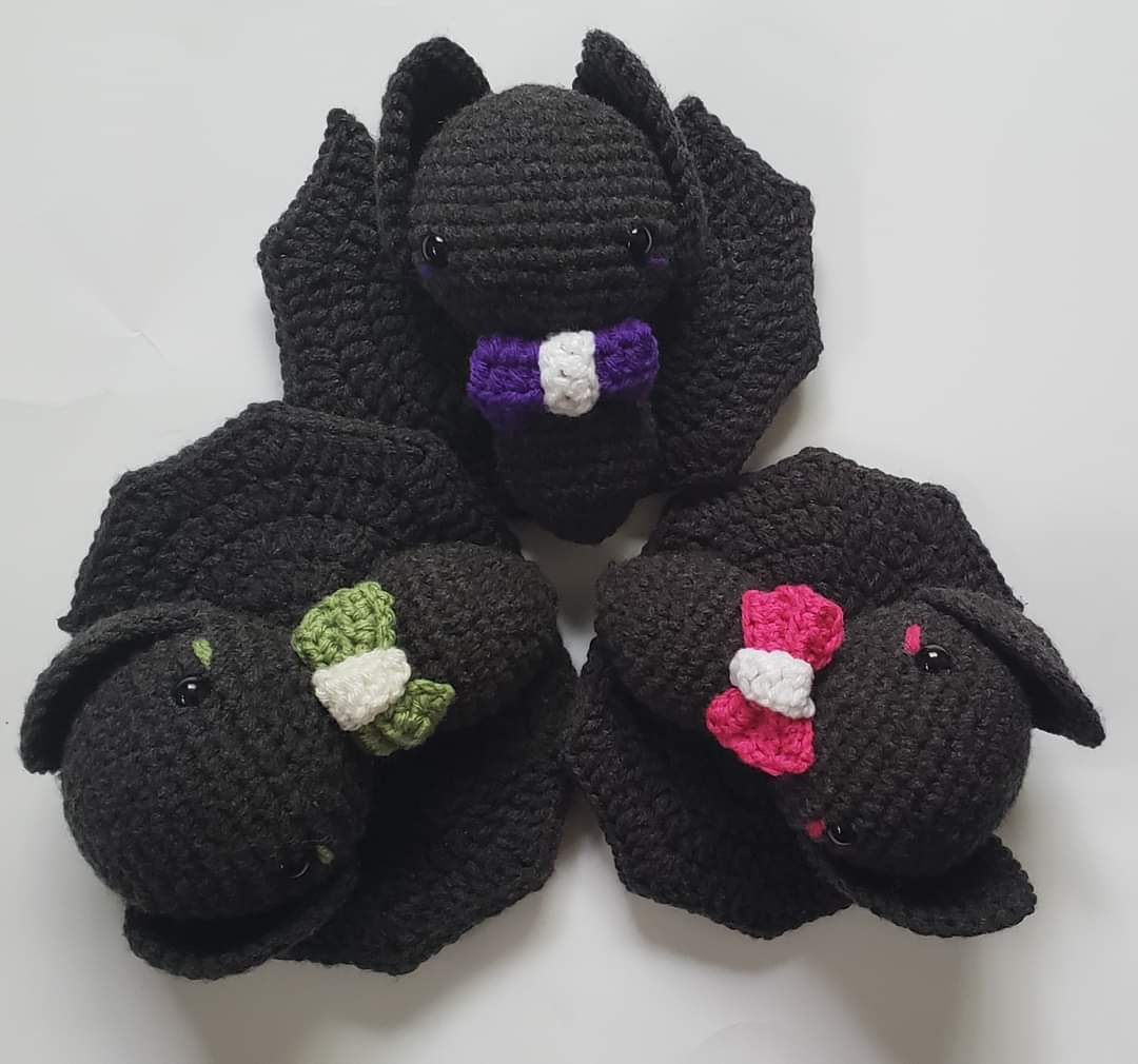 Small crochet bat